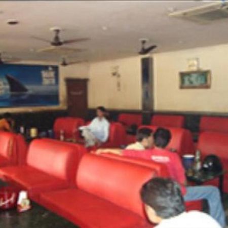 Hotel Anjuman Agra  Buitenkant foto